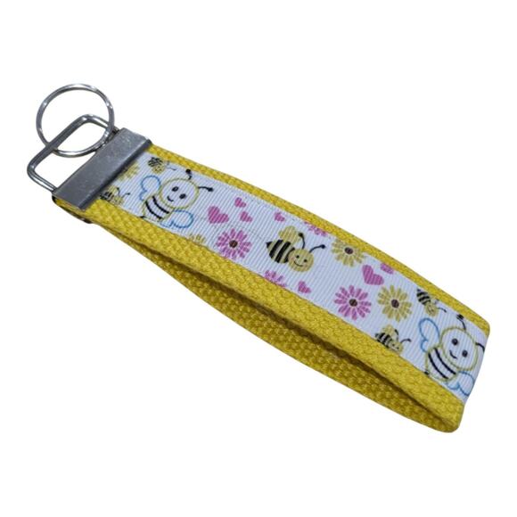 Bumblebee Keychain Wristlet Handmade Fabric Key‎ FOB Charm Bee Flowers Hearts - Picture 2 of 7